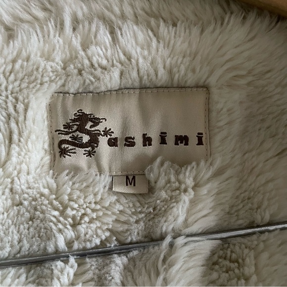 Girls CA boutique corduroy trucker - Picture 2 of 8